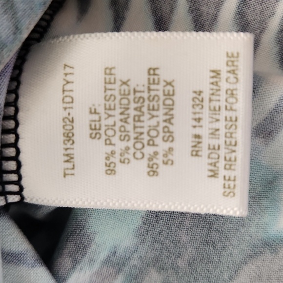 Time Line polyester blouse - Picture 6 of 8